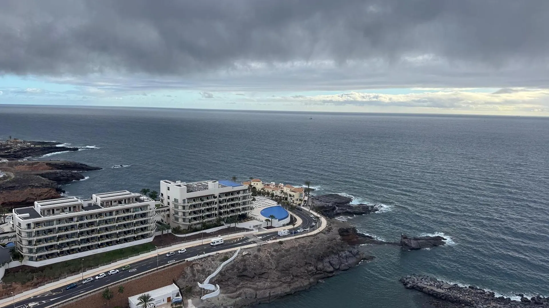 Modern Design & Panoramic Views - Fully Renovated Apartment In Playa Paraiso, Tenerife Costa Adeje  0*, Costa Adeje (Tenerife)