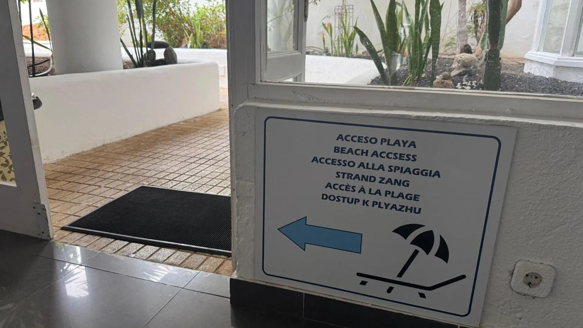 Modern Design & Panoramic Views - Fully Renovated Apartment In Playa Paraiso, Tenerife Costa Adeje  Costa Adeje (Tenerife)